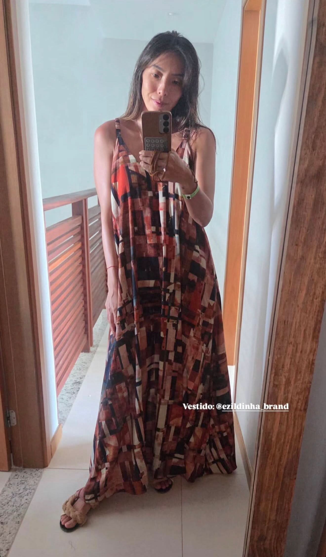 Vestido Alça Longo Estampa Detroit